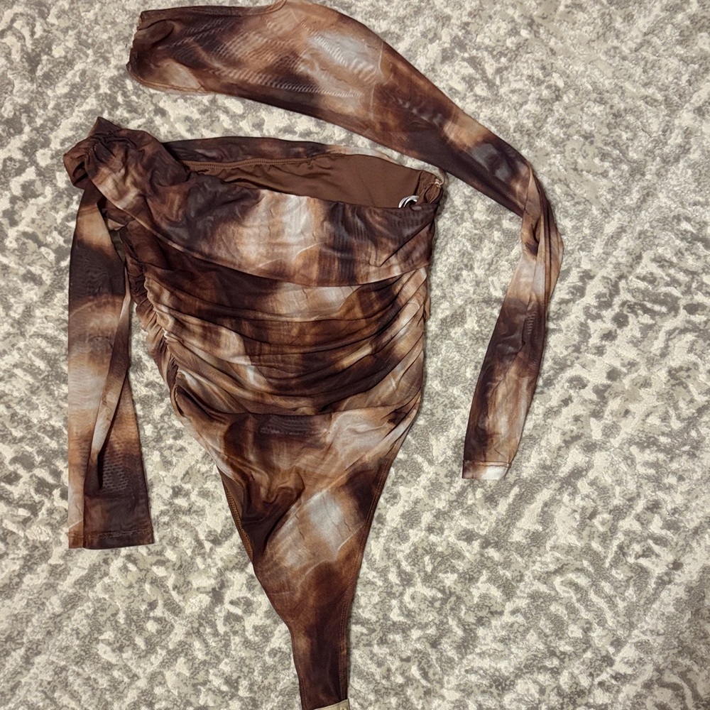 SHEIN Brown Tie-Dye One-Shoulder Bodysuit